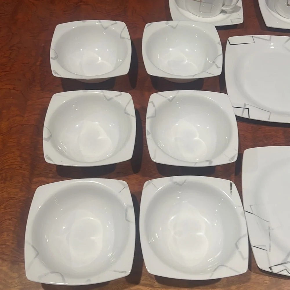 22 Piece Set of Gural Porselen GRL White Fine Bone Square Gold Silver MCM Print
